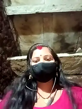 Snapshot of Bandna_thakur chatting on 12-21-25, 09:11 Bandna thakur online show from 12-21-25, 09:11