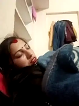 Snapshot of Bandna_thakur chatting on 02-16-26, 06:06 Bandna thakur online show from 02-16-26, 06:06