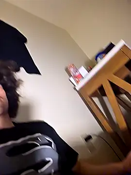 Snapshot of Mr_fromtheback chatting on 02-17-26, 02:09 Mr fromtheback online show from 02-17-26, 02:09