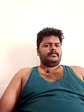 Snapshot of yourwellman chatting on 05-12-26, 06:43 yourwellman online show from 05-12-26, 06:43