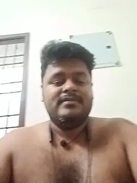 Snapshot of yourwellman chatting on 06-15-26, 11:32 yourwellman online show from 06-15-26, 11:32