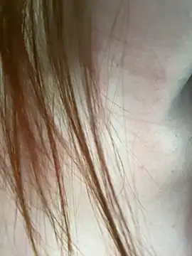 Yuyu milk online show from 02-11-26, 06:46