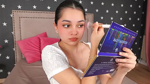 RaquellStar online show from 02-19-26, 05:48