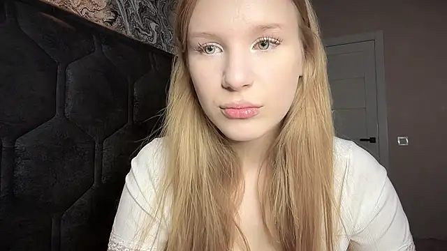 Kristy mysti online show from 12-22-25, 06:19