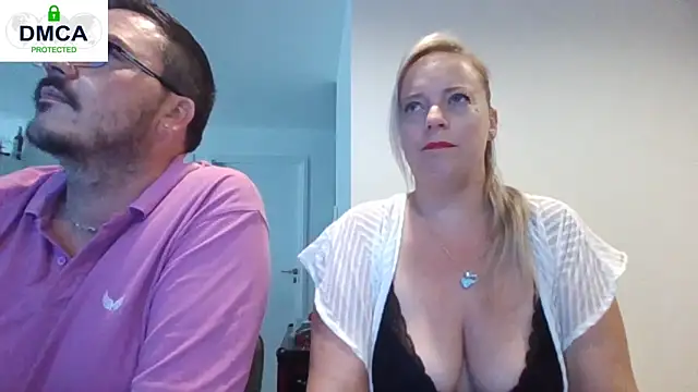 Snapshot of Miss-Chupagirly chatting on 06-21-26, 01:06 Miss-Chupagirly online show from 06-21-26, 01:06