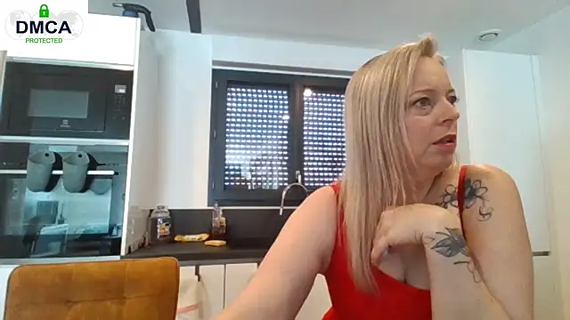 Miss-Chupagirly online show from 03-19-26, 10:04