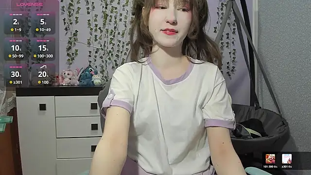 Snapshot of Yoonhee_ki chatting on 05-04-26, 06:11 Yoonhee ki online show from 05-04-26, 06:11