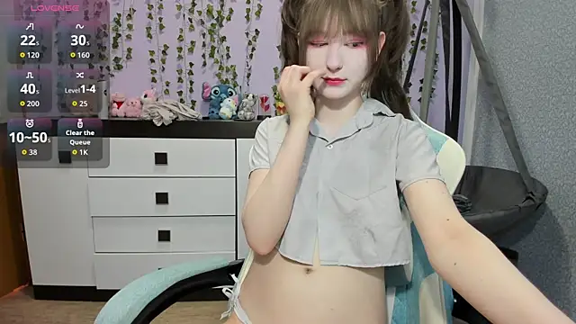 Snapshot of Yoonhee_ki chatting on 06-01-26, 03:11 Yoonhee ki online show from 06-01-26, 03:11
