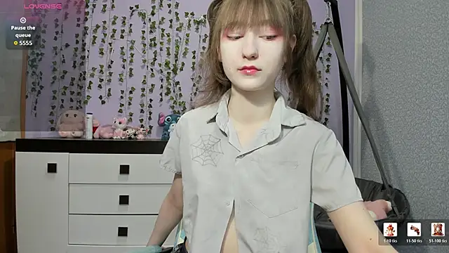 Snapshot of Yoonhee_ki chatting on 05-20-26, 02:58 Yoonhee ki online show from 05-20-26, 02:58
