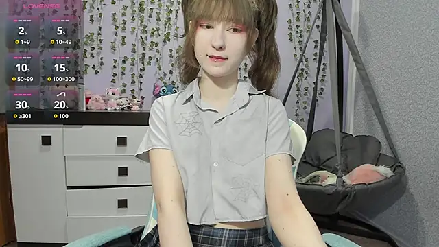 Snapshot of Yoonhee_ki chatting on 05-13-26, 01:51 Yoonhee ki online show from 05-13-26, 01:51