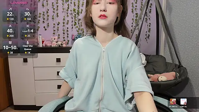 Snapshot of Yoonhee_ki chatting on 05-19-26, 03:19 Yoonhee ki online show from 05-19-26, 03:19