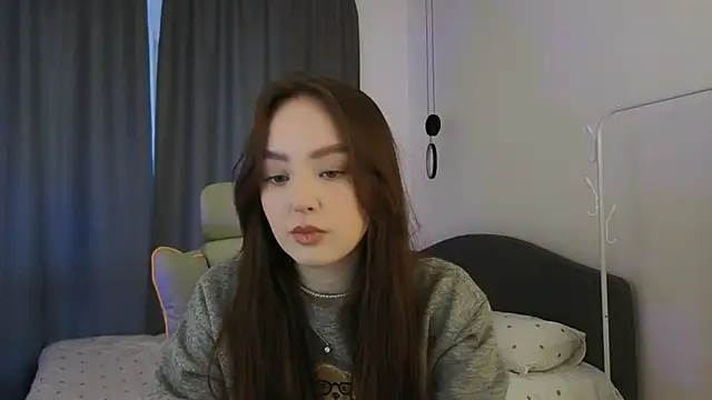 fallin lovee online show from 04-08-26, 01:34