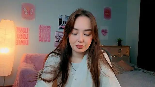 fallin lovee online show from 02-03-26, 07:41