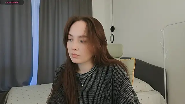 fallin lovee online show from 03-31-26, 01:35