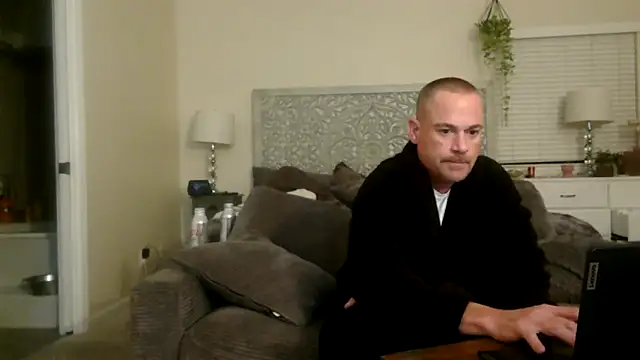 MISTERANDDEMI online show from 04-30-26, 08:21