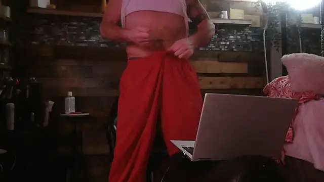 MISTERANDDEMI online show from 12-21-25, 06:20