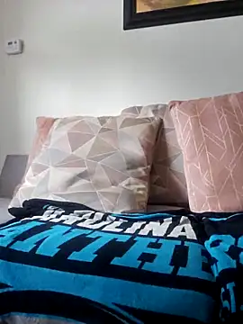 ceedevon13 online show from 02-25-26, 03:45