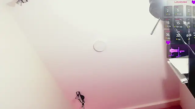 Agatha Dubois4  online show from 01-18-26, 01:53