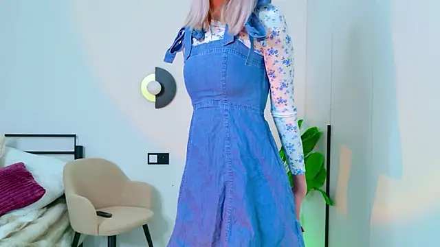 MidnightLily  online show from 03-26-26, 02:10