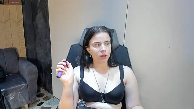 Snapshot of ChannelWhitee_ chatting on 02-01-26, 08:40 ChannelWhitee online show from 02-01-26, 08:40