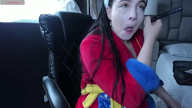 ChannelWhitee  online show from 01-06-26, 09:19