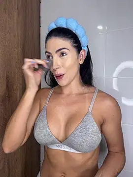 ItsTatiana online show from 04-03-26, 12:17