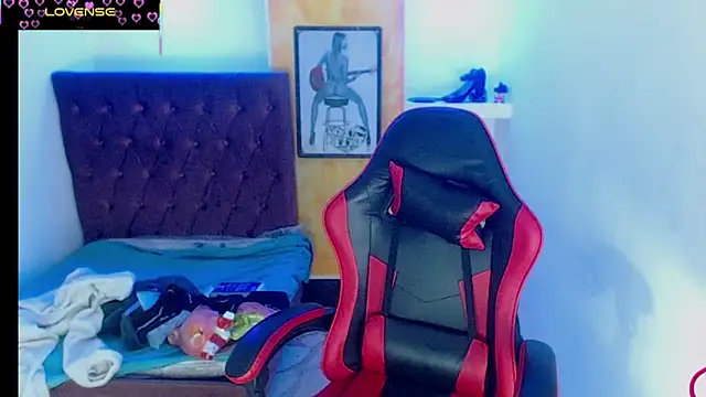 dolly boob online show from 02-10-26, 04:44