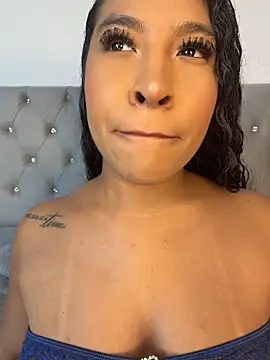 izzybelmonth12 online show from 03-09-26, 08:34