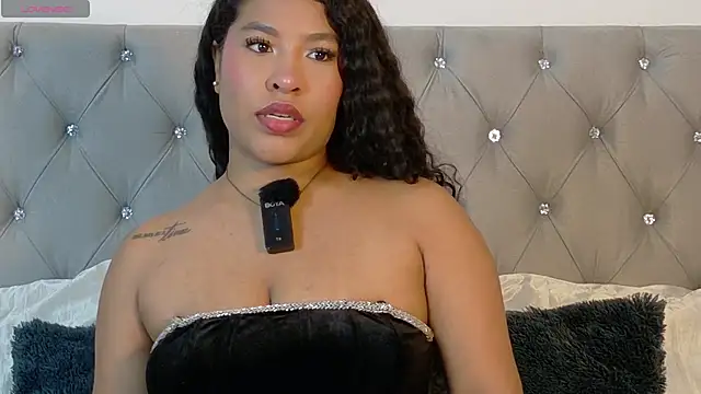 izzybelmonth12 online show from 07-11-26, 09:48
