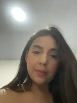 Snapshot of Babyabril18_ chatting on 06-07-26, 03:34 Babyabril18 online show from 06-07-26, 03:34