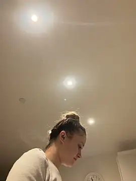 LilyLuck  online show from 02-16-26, 07:01