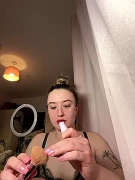 LilyLuck  online show from 01-31-26, 07:34