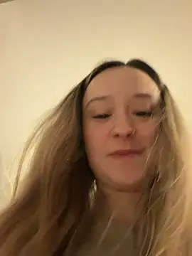 LilyLuck  online show from 02-07-26, 10:29