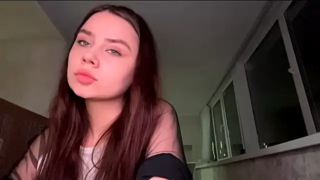 Snapshot of MiloyNoir chatting on 01-06-26, 05:06 MiloyNoir online show from 01-06-26, 05:06