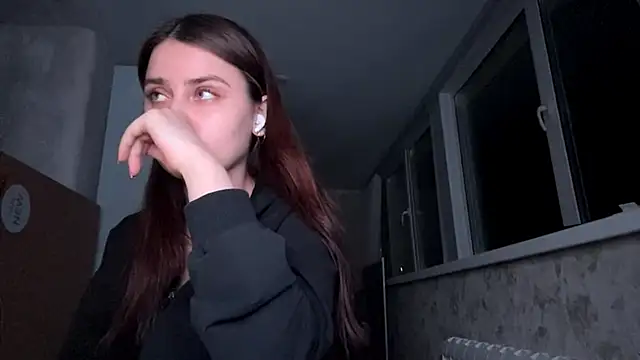 Snapshot of MiloyNoir chatting on 01-09-26, 06:48 MiloyNoir online show from 01-09-26, 06:48