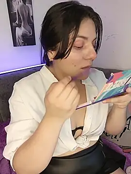 Snapshot of paulina_coxx chatting on 03-18-26, 12:30 paulina coxx online show from 03-18-26, 12:30