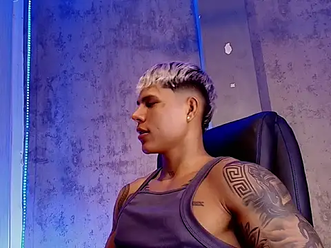 Snapshot of oruz_stud chatting on 02-04-26, 01:55 oruz stud online show from 02-04-26, 01:55