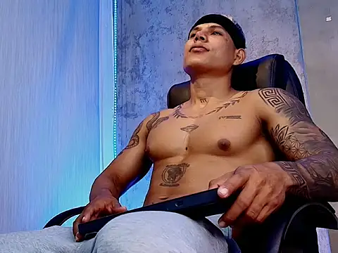 Snapshot of oruz_stud chatting on 02-04-26, 03:40 oruz stud online show from 02-04-26, 03:40