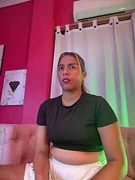 Snapshot of MiaSizzle chatting on 02-01-26, 07:56 MiaSizzle online show from 02-01-26, 07:56