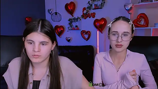 lizzie boom  online show from 02-28-26, 08:41