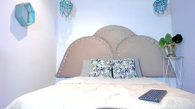 stefany carterr online show from 02-05-26, 08:04