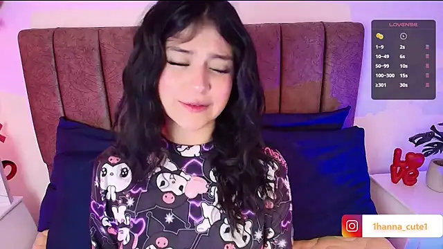 Snapshot of hannaa_cute chatting on 02-17-26, 04:04 hannaa cute online show from 02-17-26, 04:04