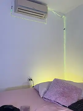 Zoe mrl online show from 03-04-26, 12:24