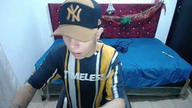 Demon Sam  online show from 12-23-25, 03:17