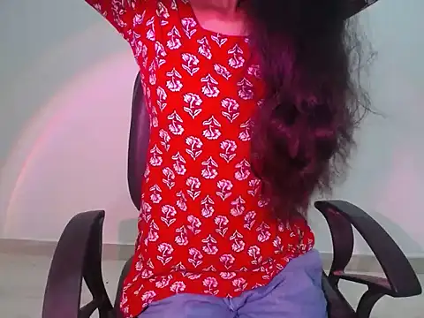 Snapshot of Farhana_beautyfull chatting on 06-24-26, 04:33 Farhana beautyfull online show from 06-24-26, 04:33