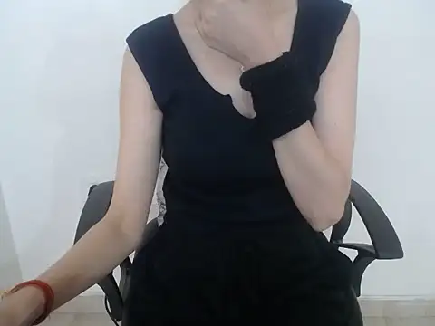 Farhana beautyfull online show from 01-14-26, 05:00