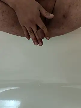 Mm7oon nek online show from 06-19-26, 07:09
