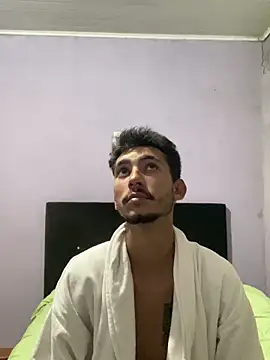 Snapshot of GuioficialBr chatting on 02-19-26, 10:40 GuioficialBr online show from 02-19-26, 10:40