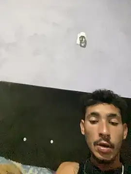 Snapshot of GuioficialBr chatting on 02-15-26, 10:30 GuioficialBr online show from 02-15-26, 10:30