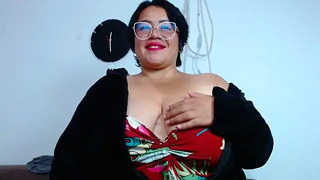Snapshot of Hey_diane chatting on 02-03-26, 02:53 Hey diane online show from 02-03-26, 02:53